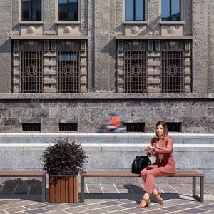 banco público contemporáneo