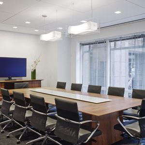 mesa de reuniones contemporánea