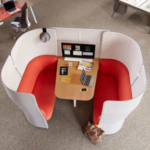 cabina de concentración de Patricia Urquiola