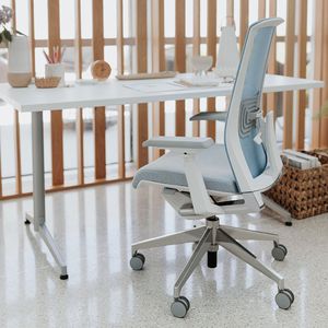 silla de oficina contemporánea