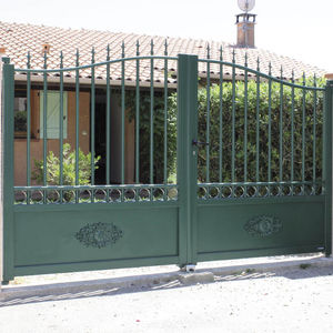 portón abatible