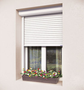 contraventana con captadores solares