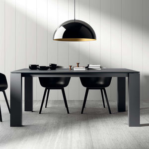 mesa de comedor contemporánea