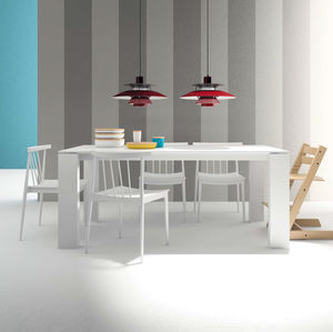 mesa de comedor contemporánea