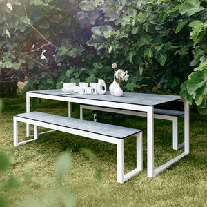 mesa de comedor contemporánea