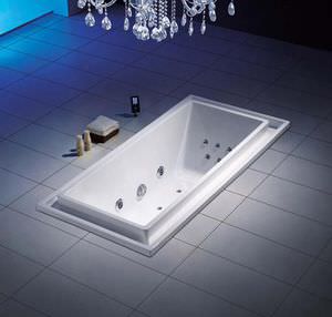 bañera de porcelana