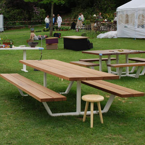 mesa de pícnic contemporánea