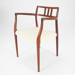 silla de comedor de diseño escandinavo