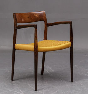 silla de comedor de diseño escandinavo