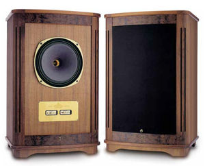 altavoz de estantes