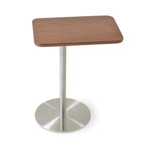 mesa de ordenador. de pie
