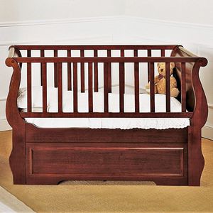 cama para bebé clásica