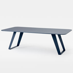 mesa de trabajo contemporánea
