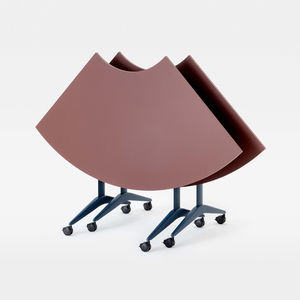 mesa de reuniones contemporánea