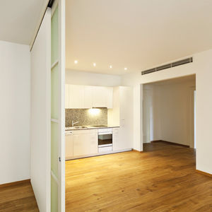 Puerta de interior - SF-SELFCLOSE - SAHECO - de madera / corredera / ciega