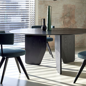 mesa contemporánea