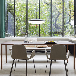 mesa contemporánea