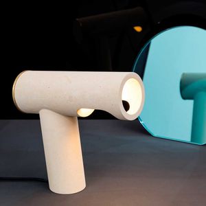 lámpara de mesa