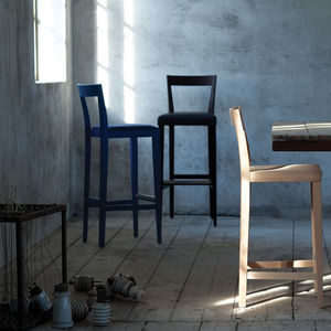 silla de bar contemporánea