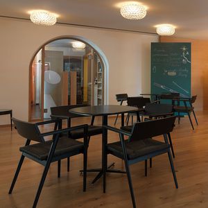 mesa contemporánea / de acero con revestimiento en polvo / con base de acero / redonda