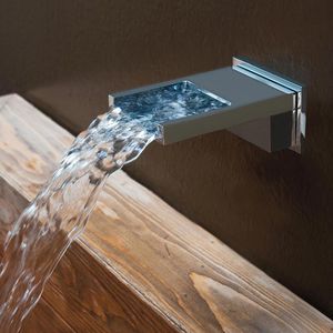 caño para bañera de latón cromado