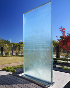 panel de vidrio para monumento