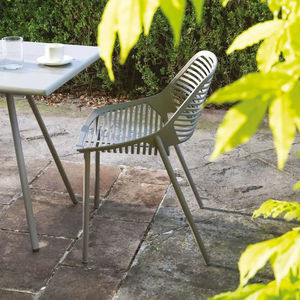 silla de jardín contemporánea