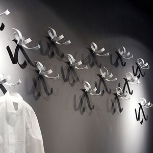 percha contemporánea