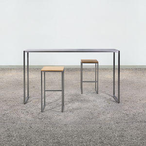 mesa alta contemporánea
