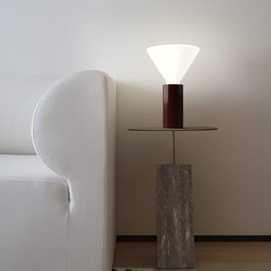 lámpara de mesa