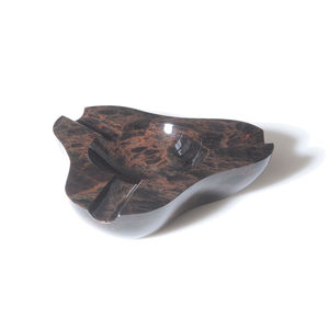 cenicero de obsidiana