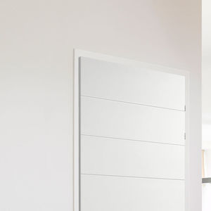 marco para puerta de madera