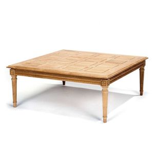 mesa de centro de estilo Luis XVI
