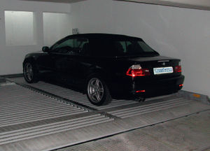 plataforma para coches inclinada
