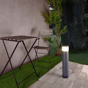 bolardo de iluminación para uso residencial