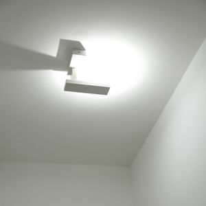 plafón contemporáneo / redondo / de aluminio / LED