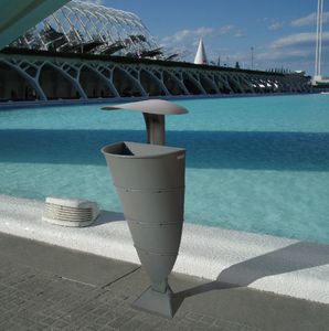 cubo de basura público
