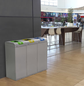cubo de basura público