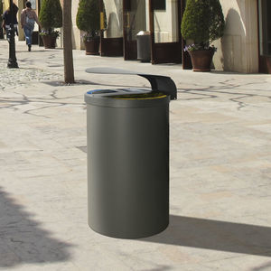 cubo de basura público