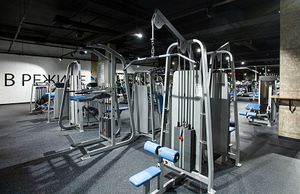 máquina de musculación jalón frontal