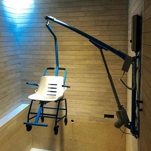 elevador para piscinas fijo