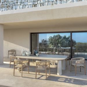 mesa de comedor contemporánea