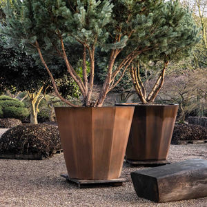 jardinera de acero COR-TEN®