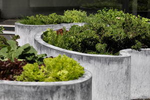 jardinera de zinc