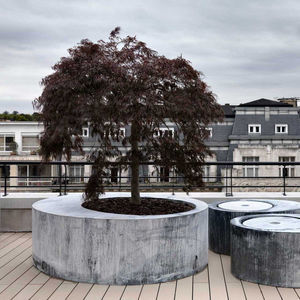 jardinera de zinc