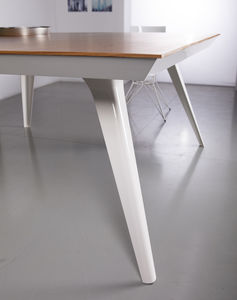mesa de comedor contemporánea