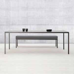 mesa contemporánea