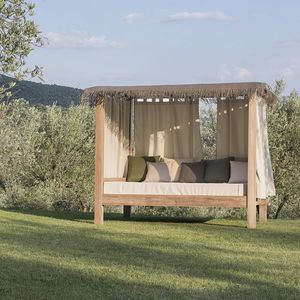 cama de jardín con dosel