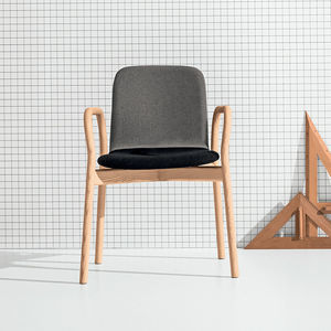 silla contemporánea