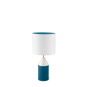 lámpara de mesa